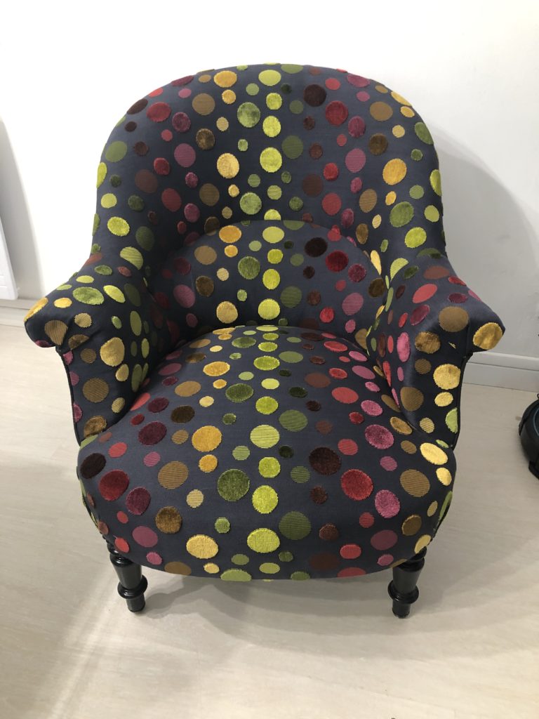 relooking Fauteuil crapaud velours à poids